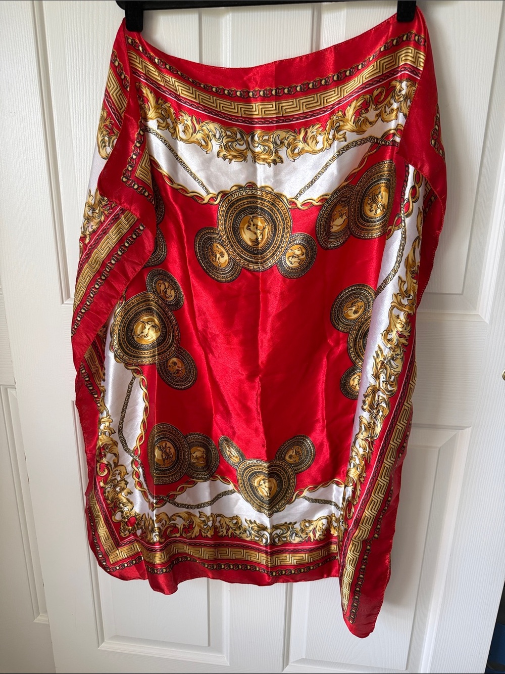 Red and Gold Medallion Silk-Feel Scarf